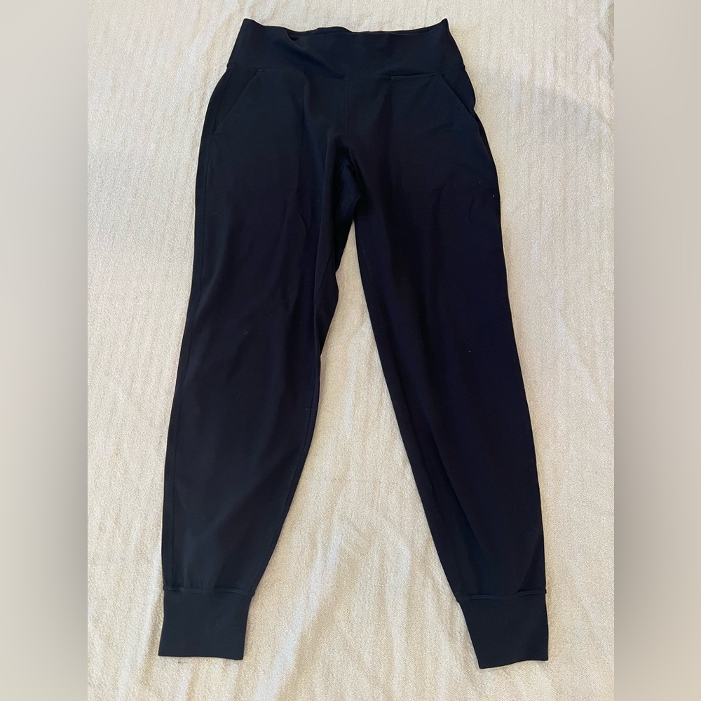 Lululemon black joggers